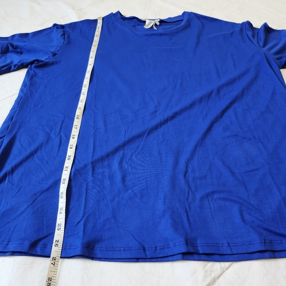 Capelle Loose Fit Top & Biker Short Set - Picture 5 of 15